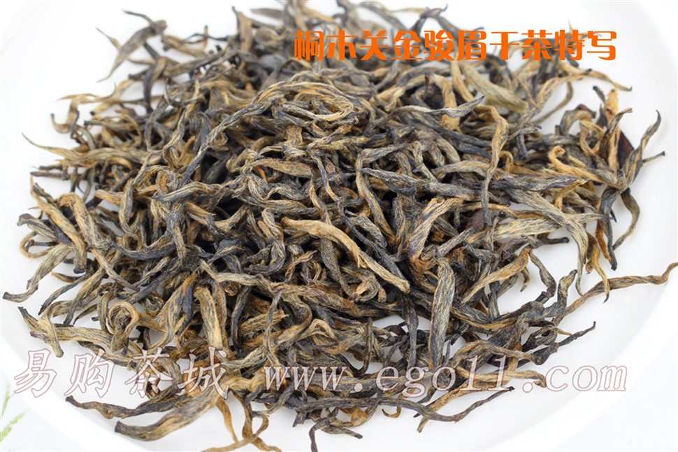 桐木关金骏眉野茶干茶特写